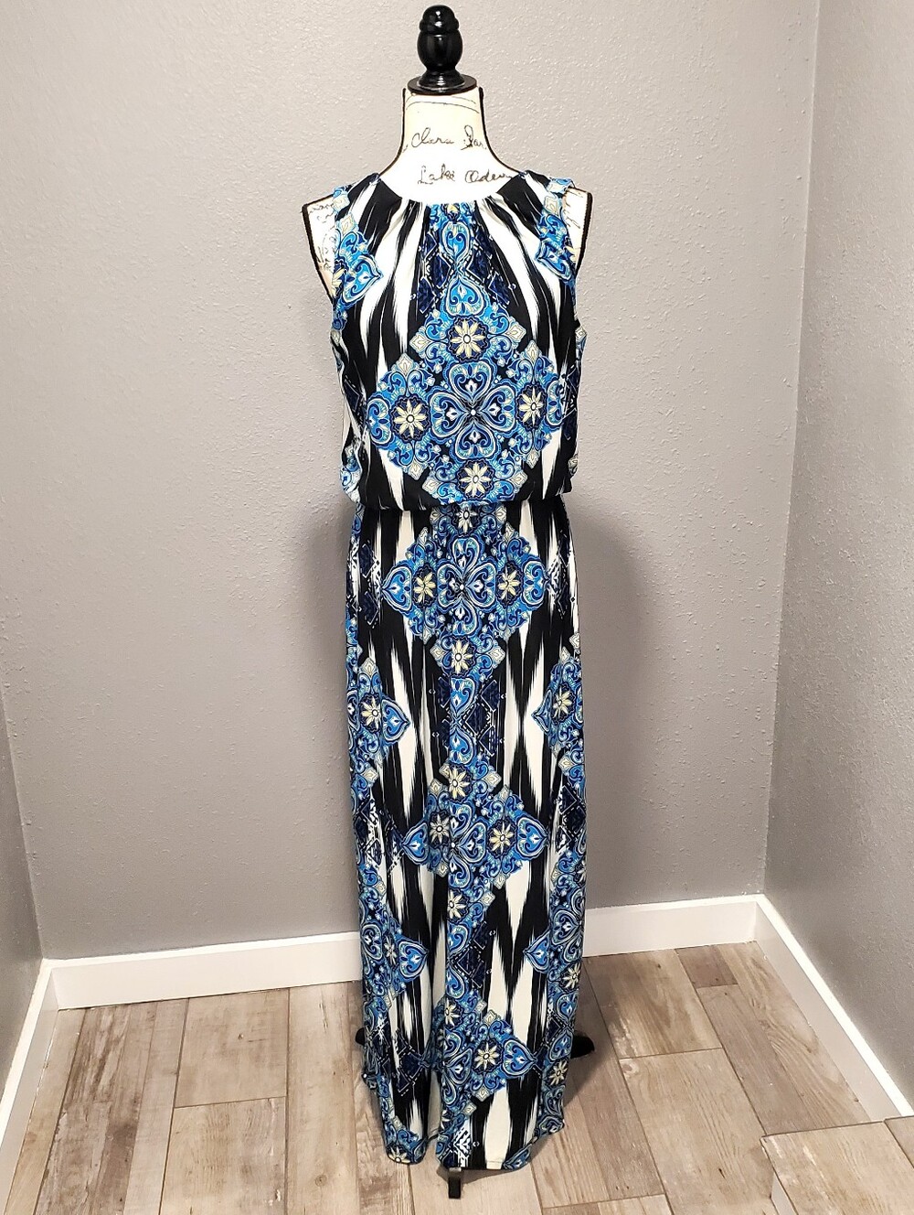 London Times Blue and Black Patterned Sleeveless Maxi Dress Size 8